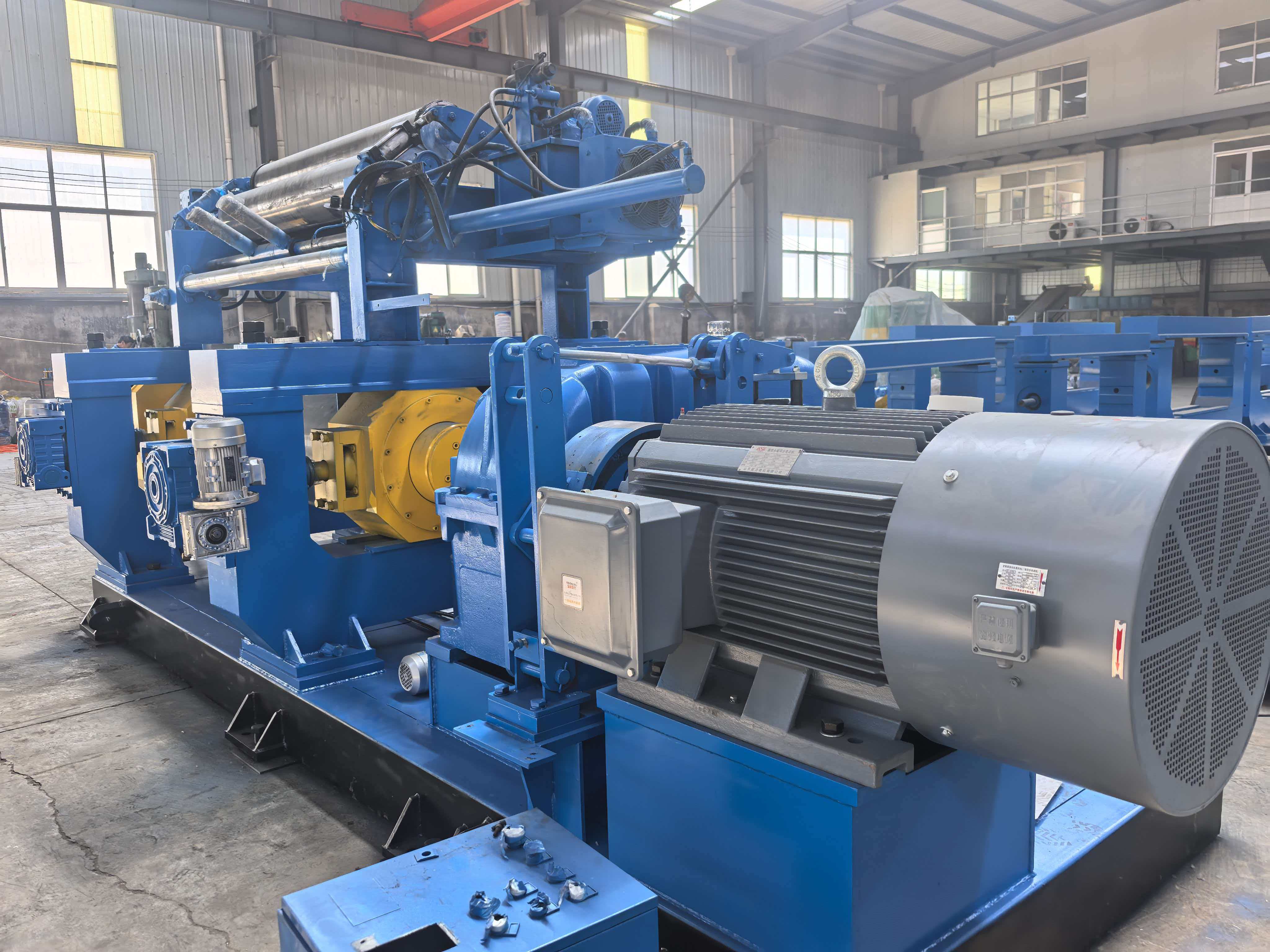 High Efficiency Two Roll Open Mixing Mill Rubber Mixer Machine Water Cooling PLC Controlled High Productivity for Rubber